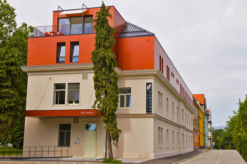 Hostel Pekarna