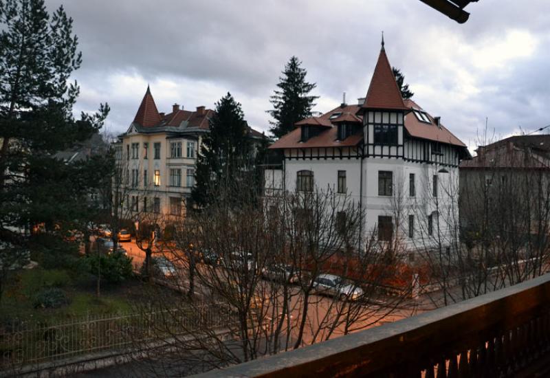 Vila Veselova Ljubljana, razgled z balkona