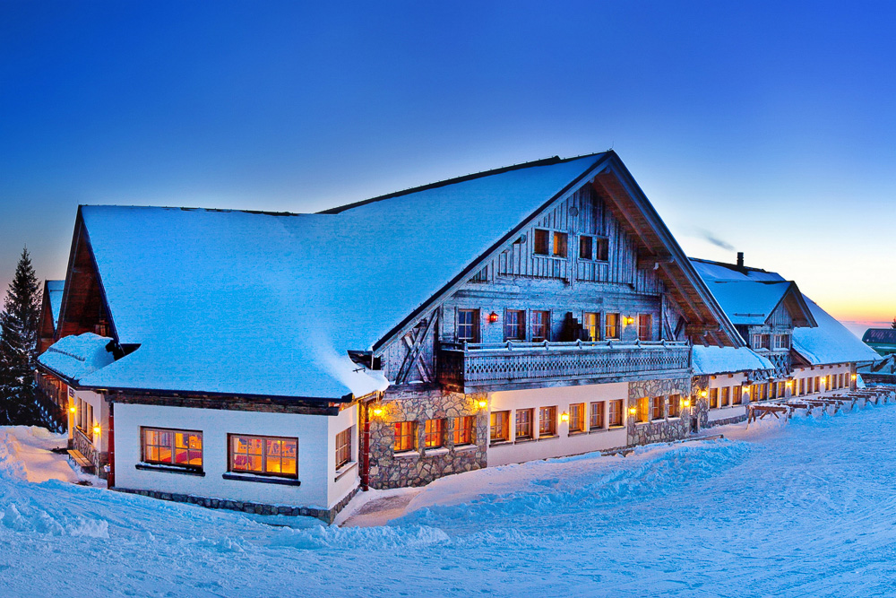 Apartments Ski Center Cerkno